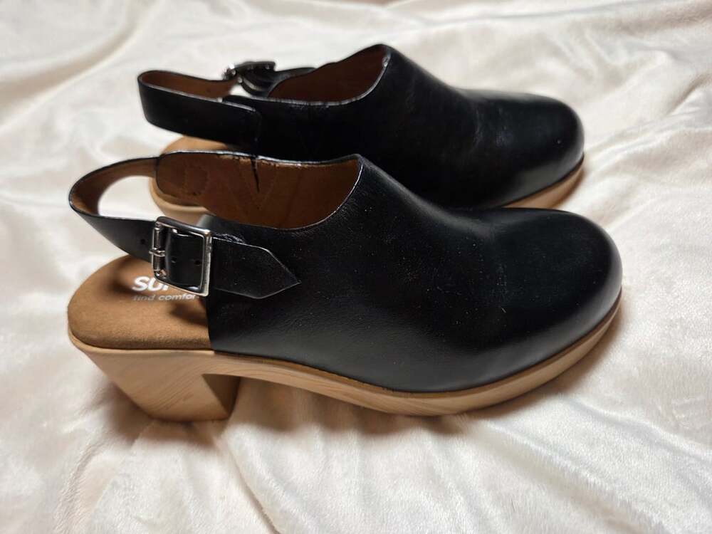 SoftWalk Florence Size 7.5 M Black Leather Slingback Clog Mules